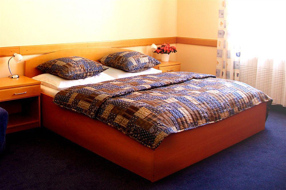Hotel Hejtman Прага Экстерьер фото