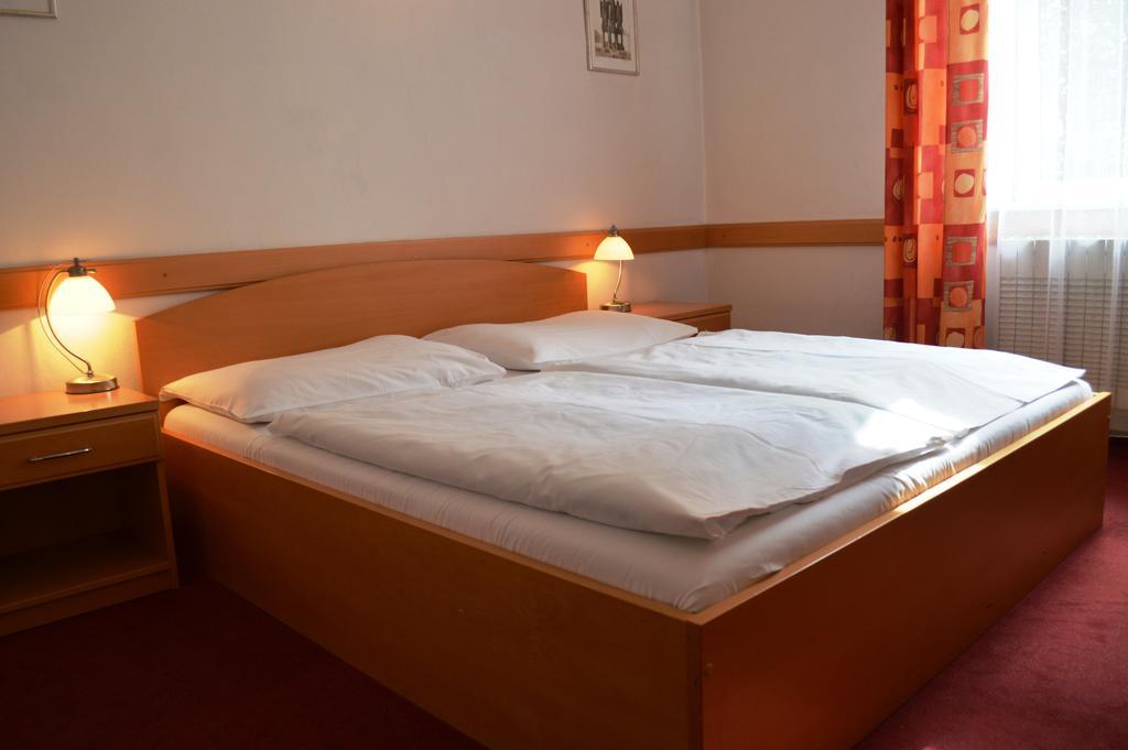 Hotel Hejtman Прага Номер фото