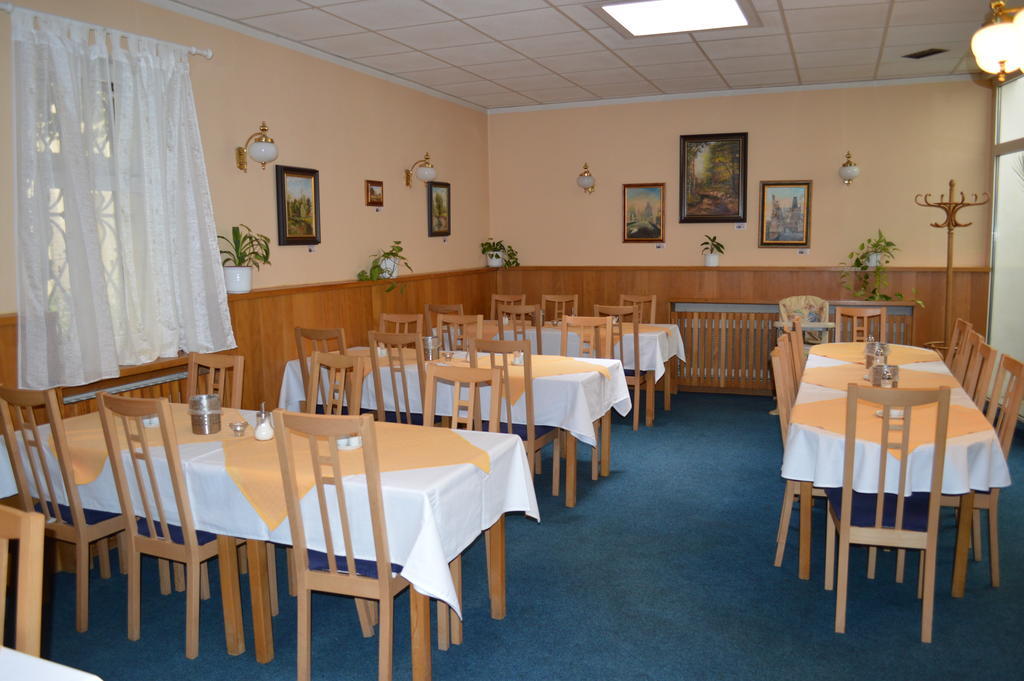 Hotel Hejtman Прага Экстерьер фото